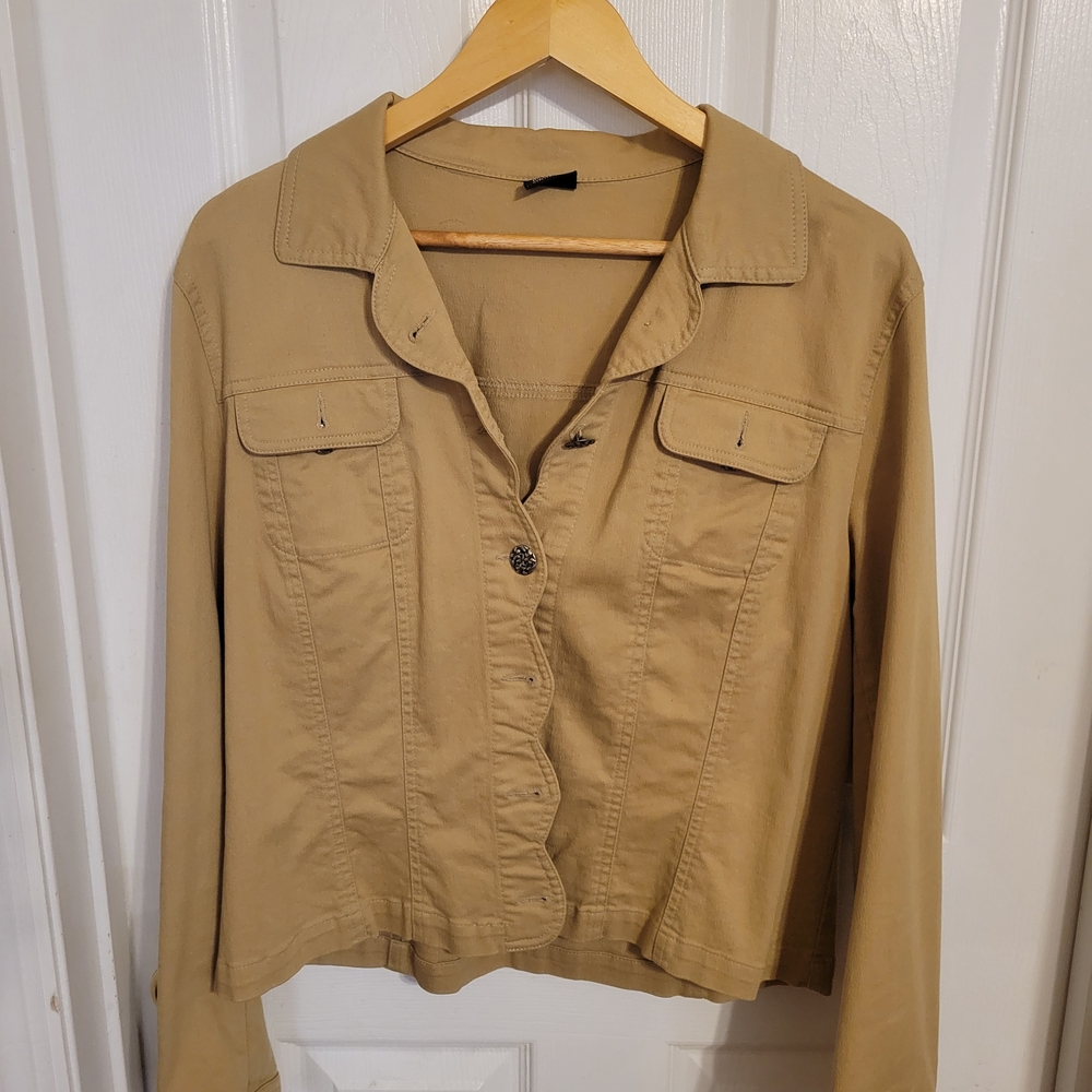 🧥 Tan Canvas Utility Jacket – Button Front
